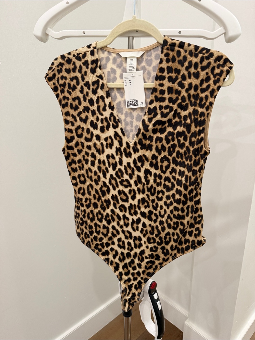 H&M Leopard Print V-Neck Sleeveless Bodysuit - Brown & Black